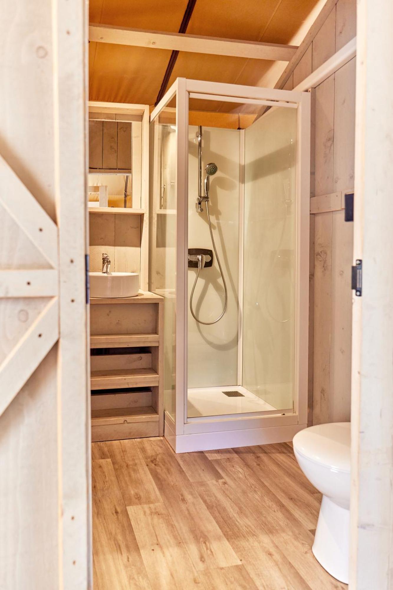 Glamping The Vosges Hotel Corcieux ภายนอก รูปภาพ