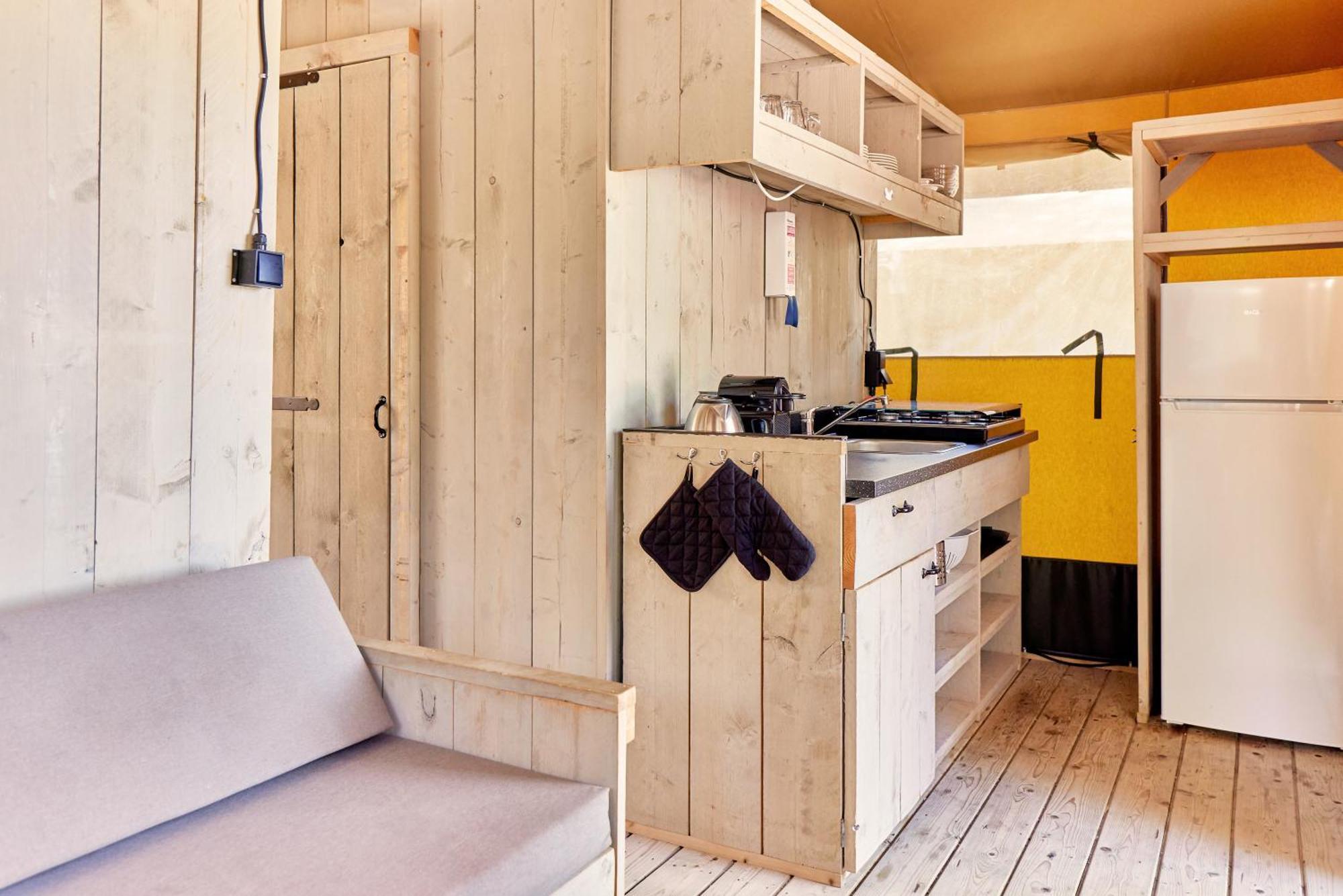 Glamping The Vosges Hotel Corcieux ภายนอก รูปภาพ